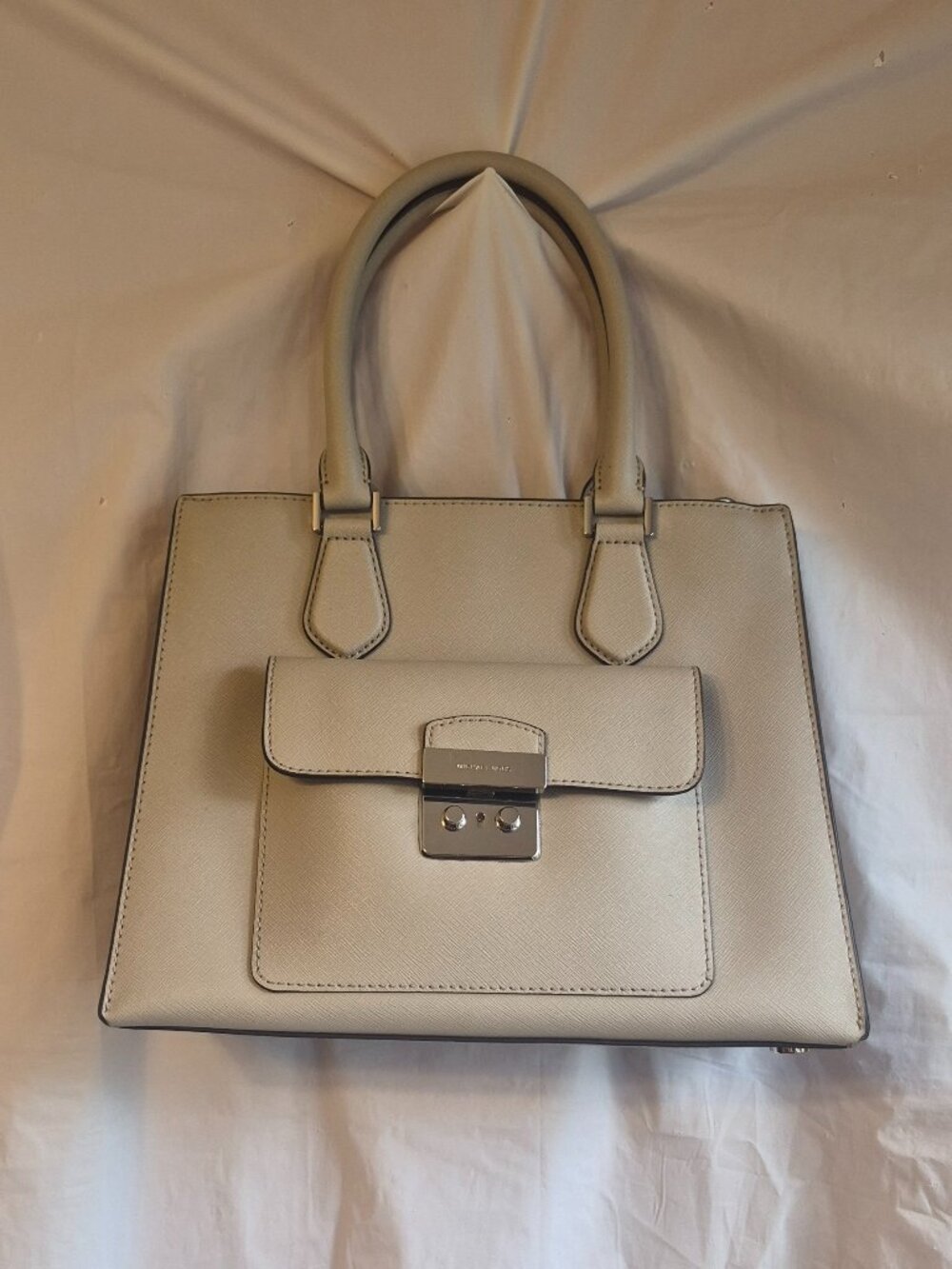 Micheal Kors Beige Bridgette Satchel Handbag - Picture 1 of 15